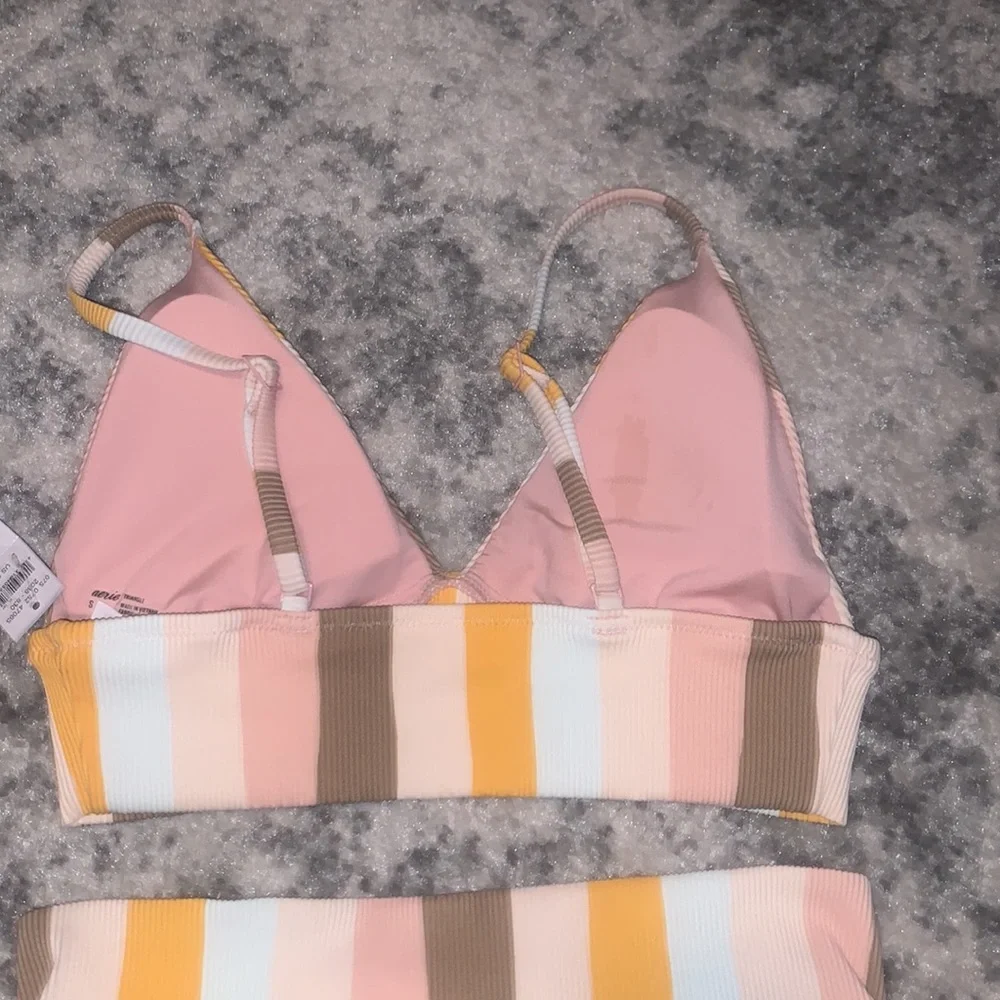 American Eagle Two-Piece Bathing Suit - Picture 4 of 6
